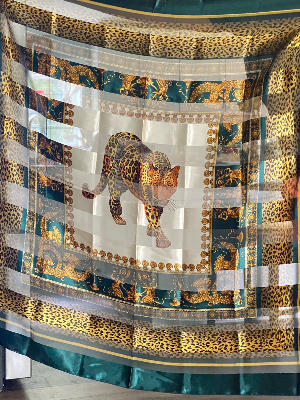 Luxury vintage Leopard Print Cat Blanket - Green, Gold, White